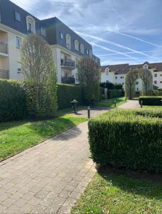דירות Les Jardins De Magny. מראה חיצוני תמונה
